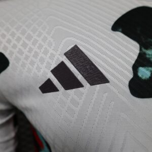 2024 25 bayern munich home player version soccer jersey