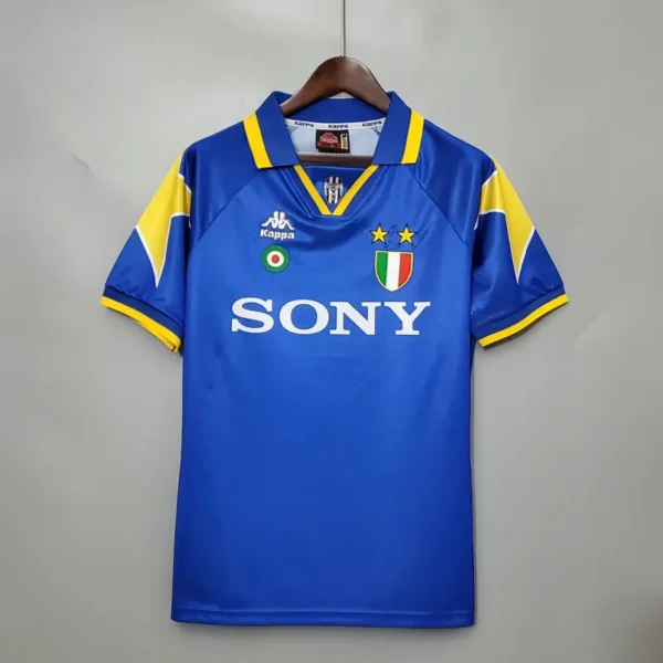 1995 96 juventus retro jersey away