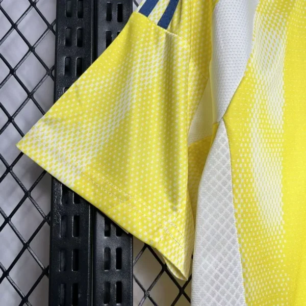 juventus away replica jersey 2024 25