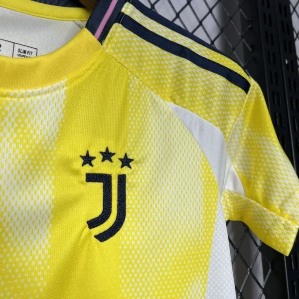 kids juventus away jersey kit 2024 25