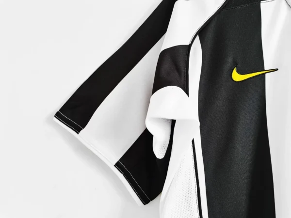2004 05 juventus retro jersey home