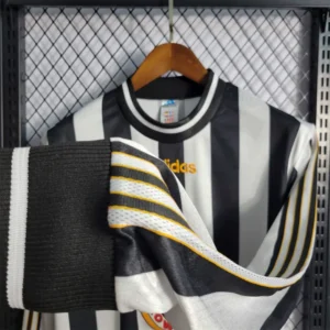 1997/99 newcastle retro jersey home