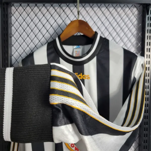 1997/99 newcastle retro jersey home