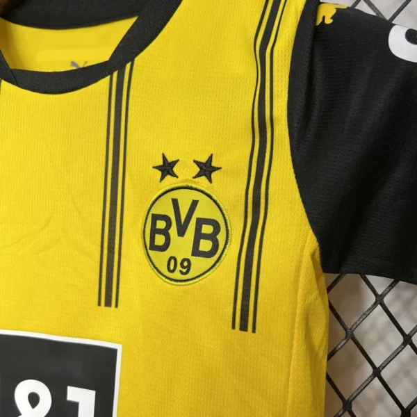 24 25 borussia dortmund home kids kit jersey+shorts