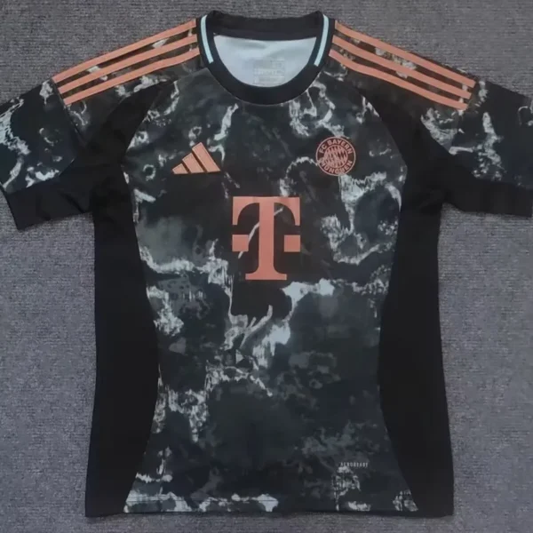 24 25 bayern munich away soccer jersey