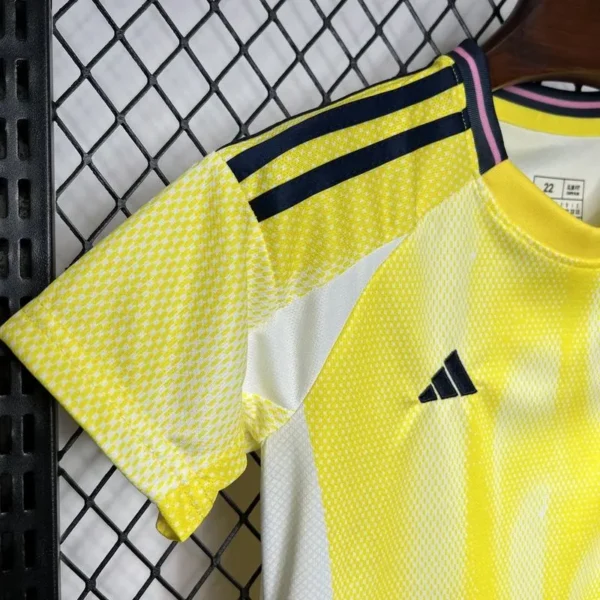 kids juventus away jersey kit 2024 25