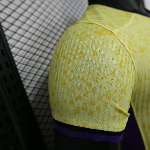 2025/26 Barcelona Special Edition Football Shirt - Image 7