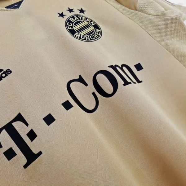 04 05 bayern munich retro away jersey