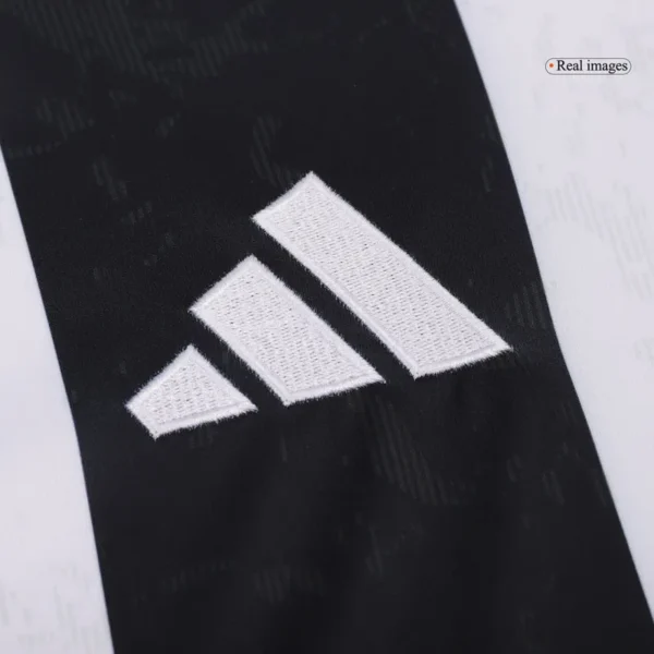 24 25 juventus home kit(jersey+shorts)