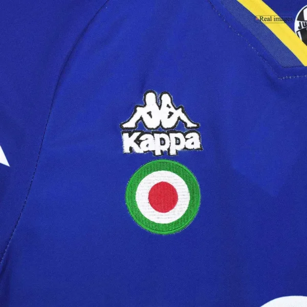 1995 96 juventus retro long sleeve jersey away