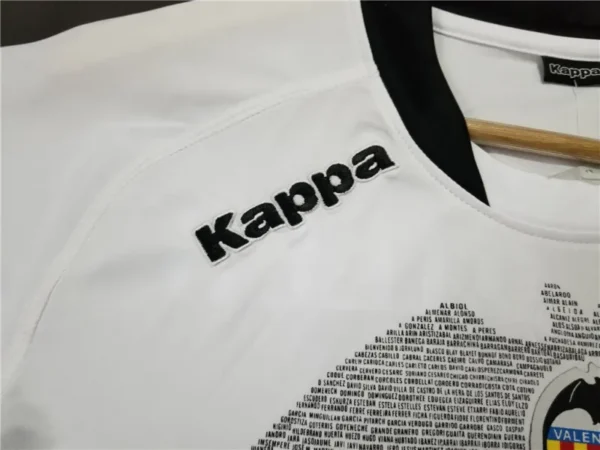 2009/10 valencia retro jersey home