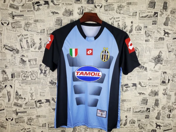 2002 03 juventus retro jersey goalkeeper grey