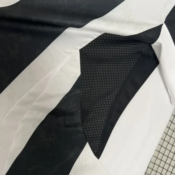 24 25 juventus home replica jersey