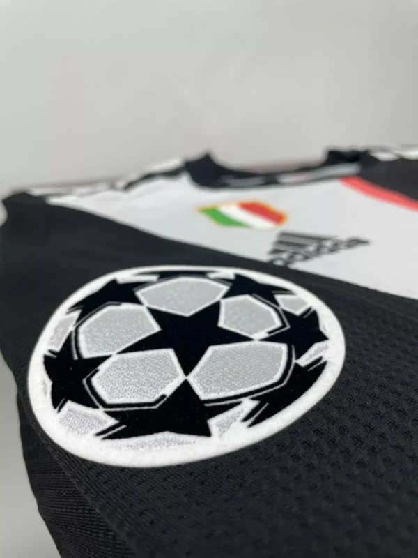 2019 20 cristiano ronaldo #7 juventus home retro player version soccer jersey with ucl patch long sleeve